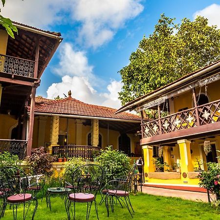 Casa Menezes - A Heritage Goan Homestay 巴姆博利姆 外观 照片