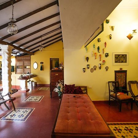 Casa Menezes - A Heritage Goan Homestay 巴姆博利姆 外观 照片