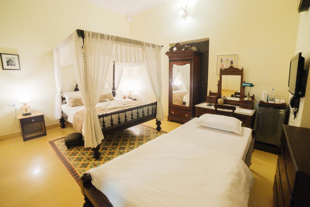 Casa Menezes - A Heritage Goan Homestay 巴姆博利姆 外观 照片