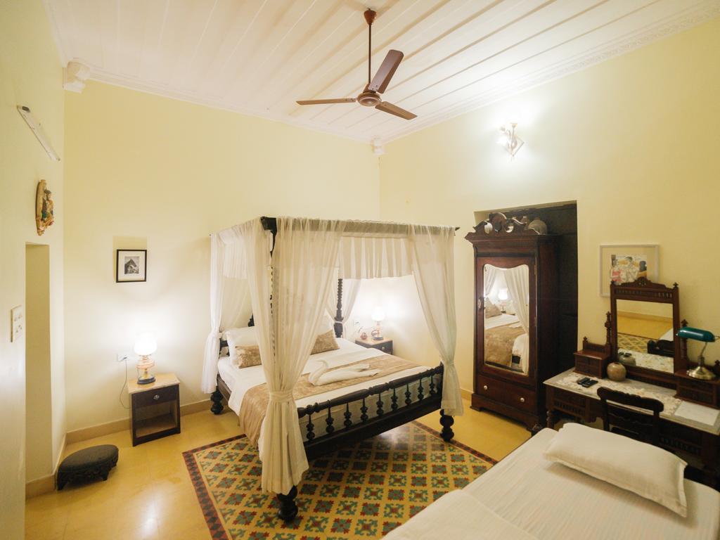 Casa Menezes - A Heritage Goan Homestay 巴姆博利姆 外观 照片