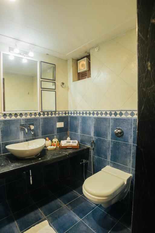 Casa Menezes - A Heritage Goan Homestay 巴姆博利姆 外观 照片