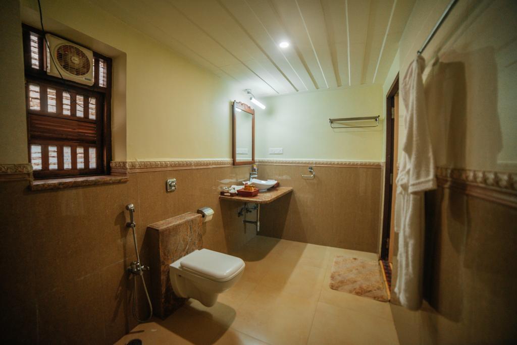 Casa Menezes - A Heritage Goan Homestay 巴姆博利姆 外观 照片