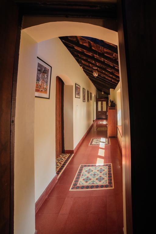 Casa Menezes - A Heritage Goan Homestay 巴姆博利姆 外观 照片